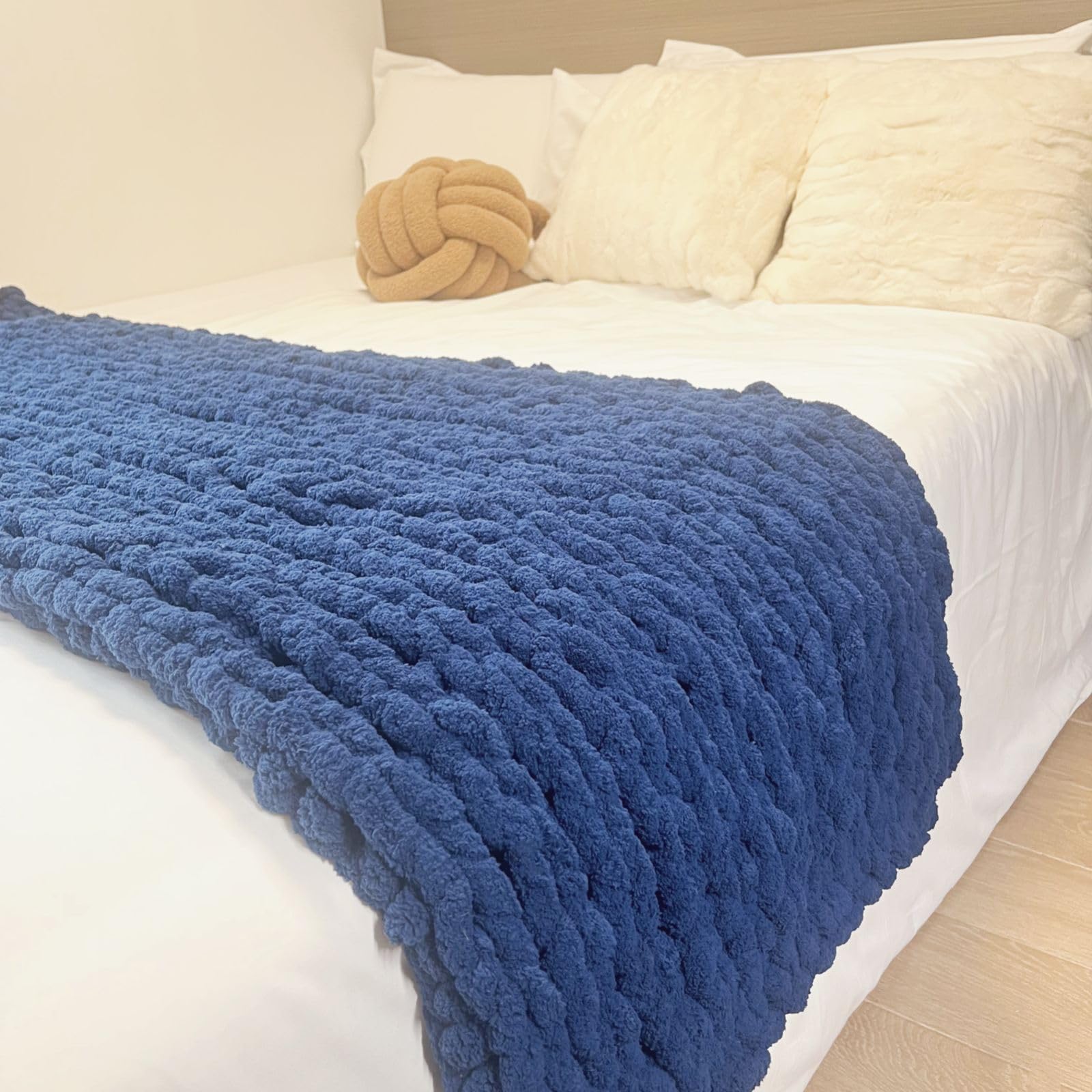 Soft Chunky Knit Throw Blanket for Couch, Cozy Warm Knitted Blankets | Hand Knit with Jumbo Chenille, Lightweight Warm Fluffy Decor for Women, Mom, Her & Girls, Sofa, Chair, Bed, 40"×40" (Gray)