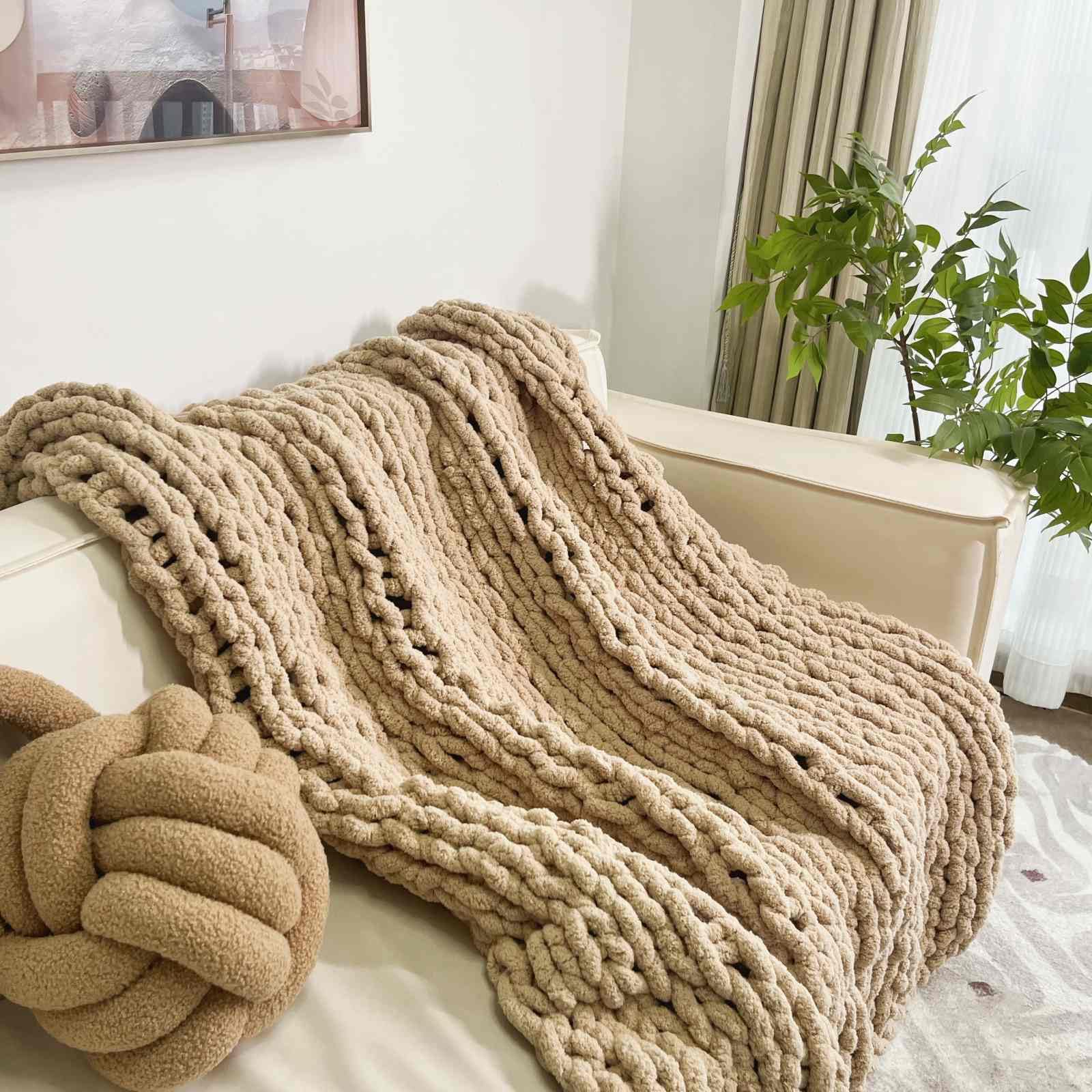 Soft Chunky Knit Throw Blanket for Couch, Cozy Warm Knitted Blankets | Hand Knit with Jumbo Chenille, Lightweight Warm Fluffy Decor for Women, Mom, Her & Girls, Sofa, Chair, Bed, 40"×40" (Gray)