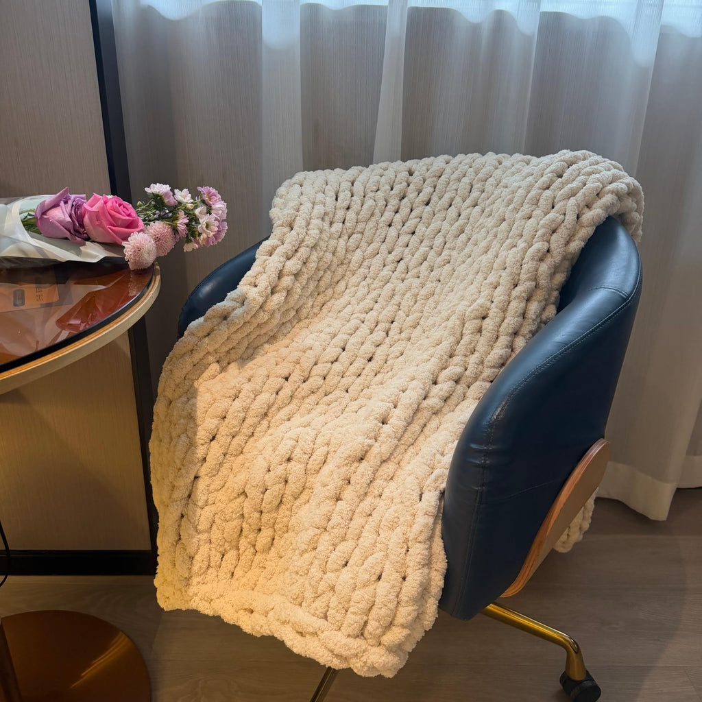 Soft Chunky Knit Throw Blanket for Couch, Cozy Warm Knitted Blankets | Hand Knit with Jumbo Chenille, Lightweight Warm Fluffy Decor for Women, Mom, Her & Girls, Sofa, Chair, Bed, 40"×40" (Gray)