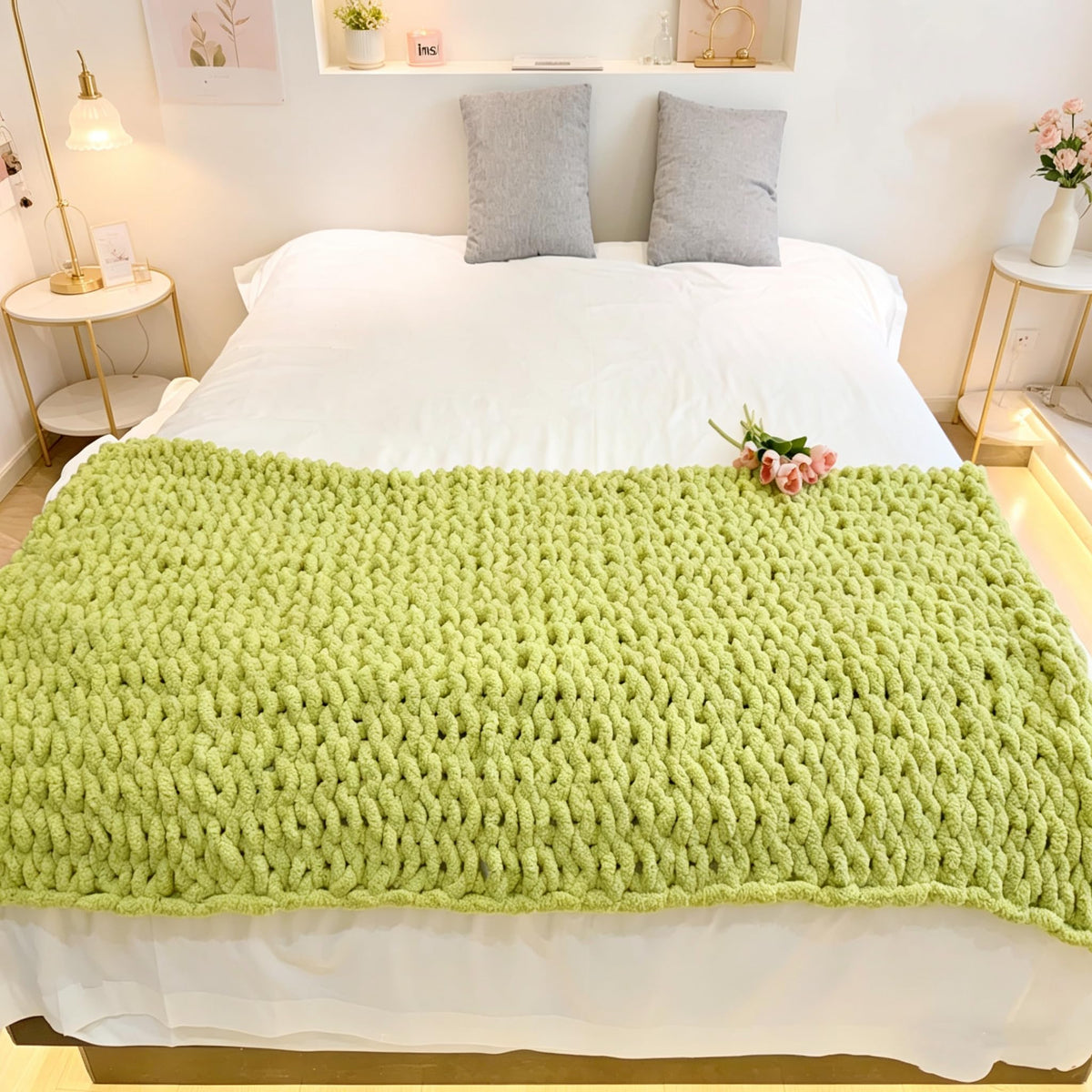 Soft Chunky Knit Throw Blanket for Couch, Cozy Warm Knitted Blankets | Hand Knit with Jumbo Chenille, Lightweight Warm Fluffy Decor for Women, Mom, Her & Girls, Sofa, Chair, Bed, 40"×40" (Gray)