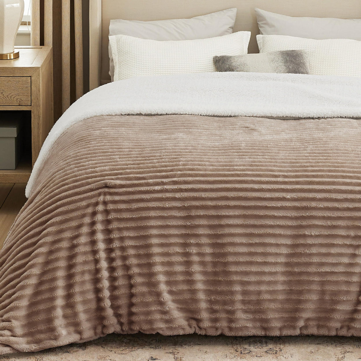 Bedsure Sherpa Throw Blanket for Couch - Super Soft, Comfort Cozy Fleece Thick Warm Blanket for Women, GentleSoft Plush & Fluffy Spring Throw Gift for Women, Room Decor, Beige, 50x60 Inches