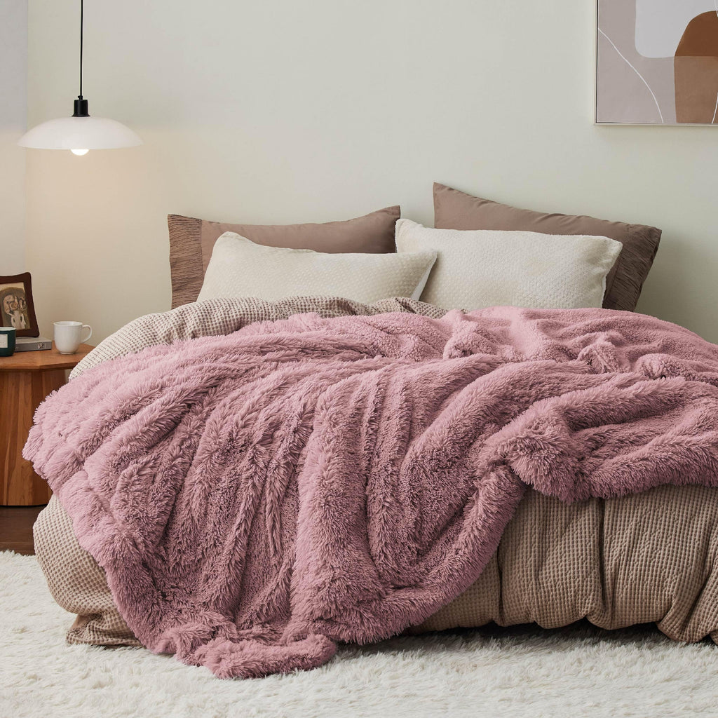 Bedsure GentleSoft Fluffy Fuzzy Faux Fur Throw Blanket for Couch, Soft Sherpa Fleece Cozy Gifts for Women, Plush Bed Blanket Room Decor for Men, Thick Warm Teen Gifts Winter Bedding