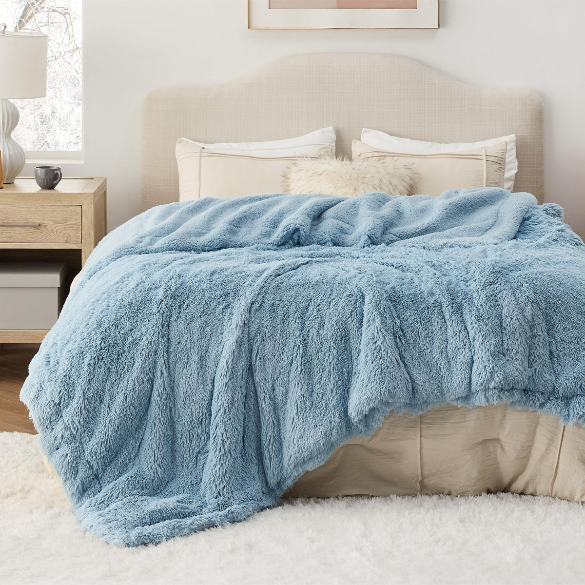 Bedsure GentleSoft Fluffy Fuzzy Faux Fur Throw Blanket for Couch, Soft Sherpa Fleece Cozy Gifts for Women, Plush Bed Blanket Room Decor for Men, Thick Warm Teen Gifts Winter Bedding