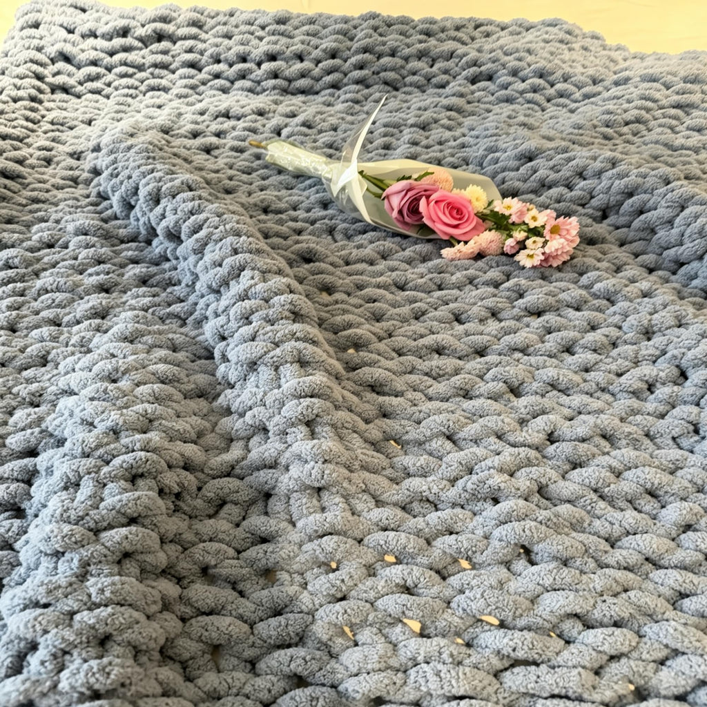 Soft Chunky Knit Throw Blanket for Couch, Cozy Warm Knitted Blankets | Hand Knit with Jumbo Chenille, Lightweight Warm Fluffy Decor for Women, Mom, Her & Girls, Sofa, Chair, Bed, 40"×40" (Gray)