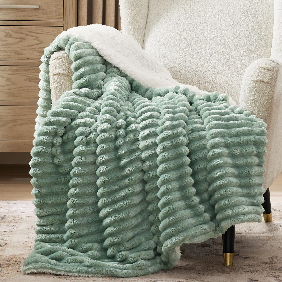 Bedsure Sherpa Throw Blanket for Couch - Super Soft, Comfort Cozy Fleece Thick Warm Blanket for Women, GentleSoft Plush & Fluffy Spring Throw Gift for Women, Room Decor, Beige, 50x60 Inches